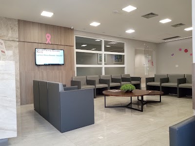 Foto de Paraná Clínicas - CIM Água Verde 24h