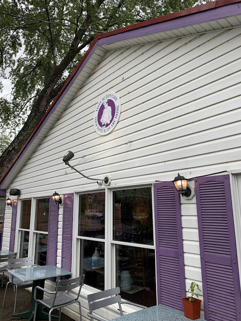 Taste Budd's Chocolate & Coffee Cafe photo 1