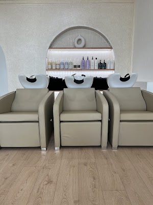 The Hair Bar By Caity & Jaz photo 2