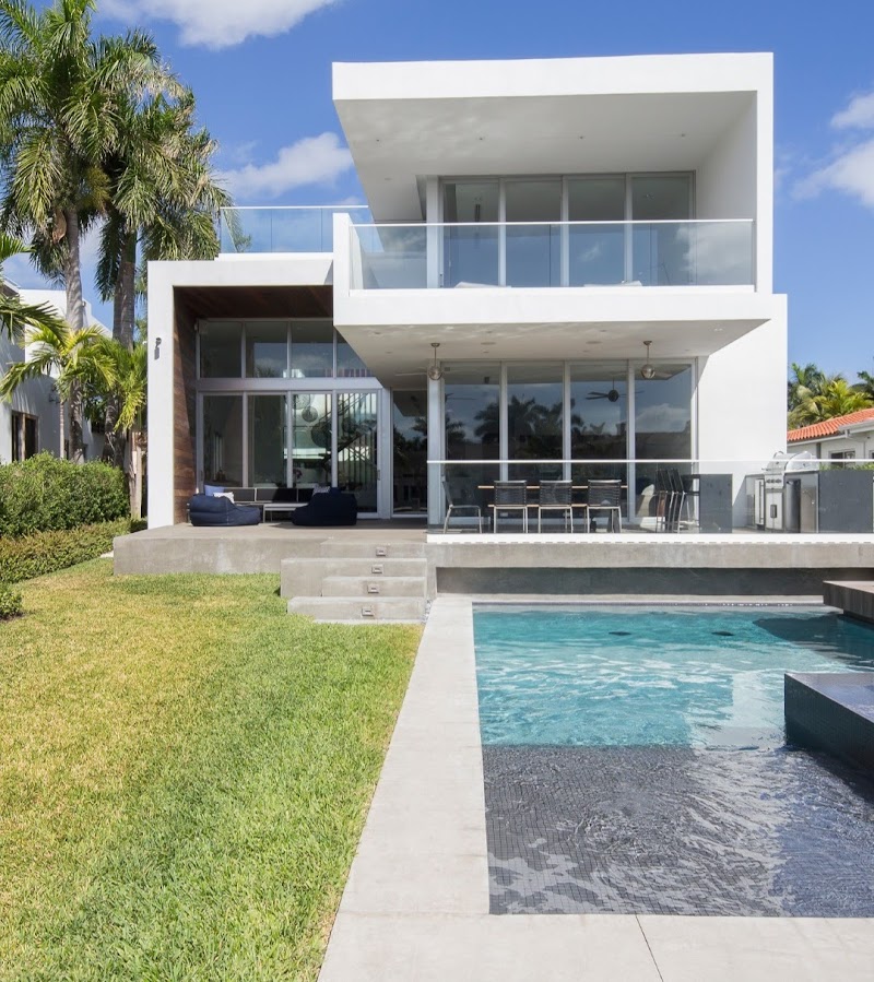 JAJ CORP - General Contractor in Miami