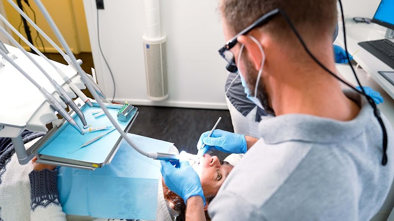 Tandlægeselskabet Give Tandklinik - billede 3