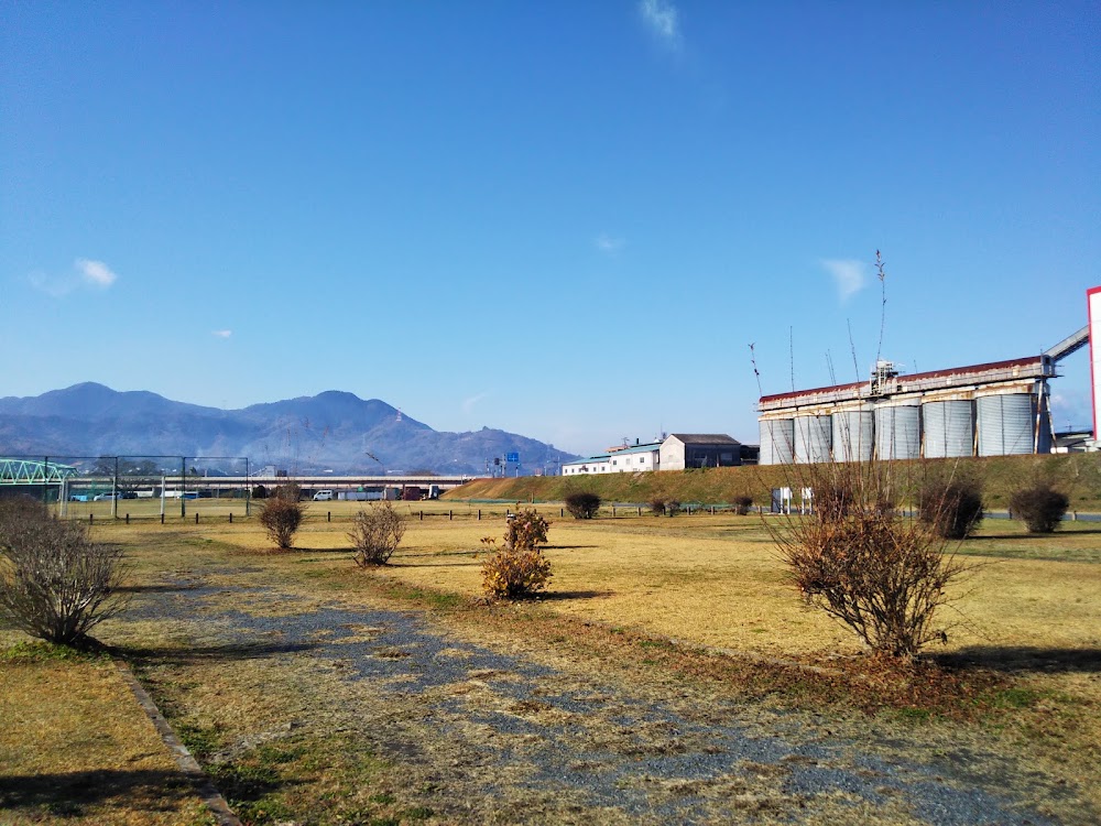 神野々緑地キャンプ場