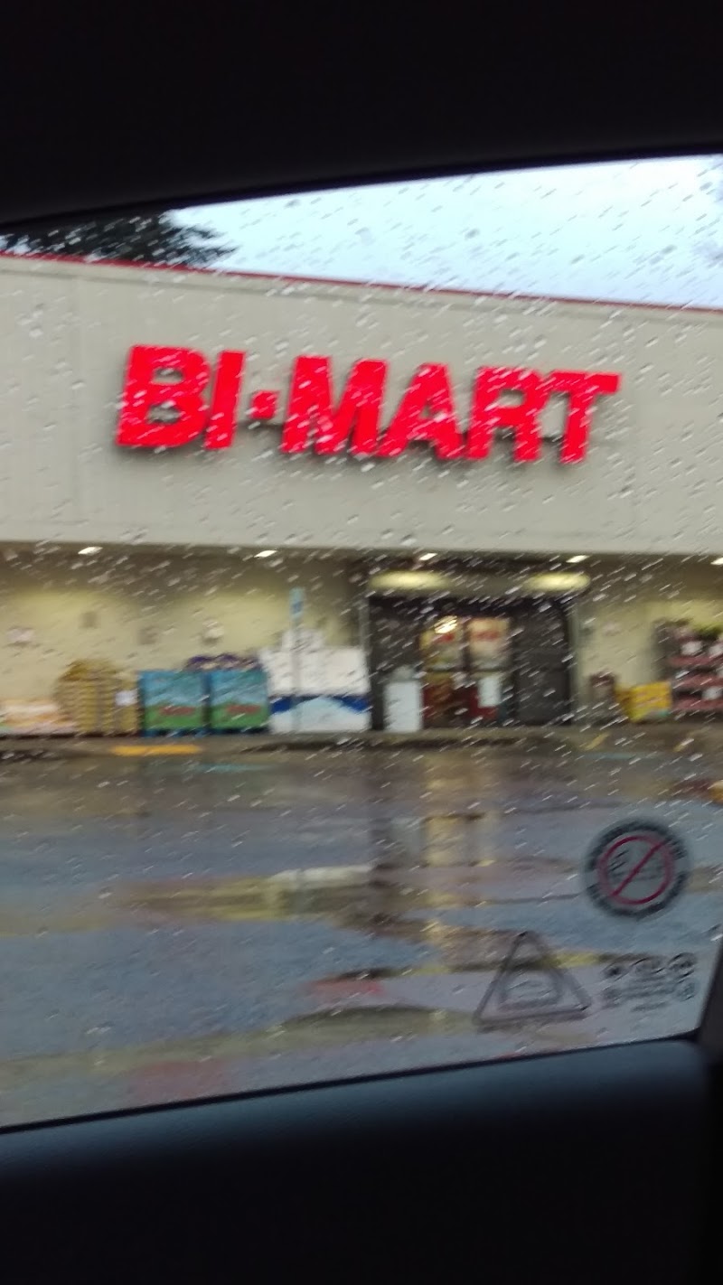 Bi-Mart #618 photo