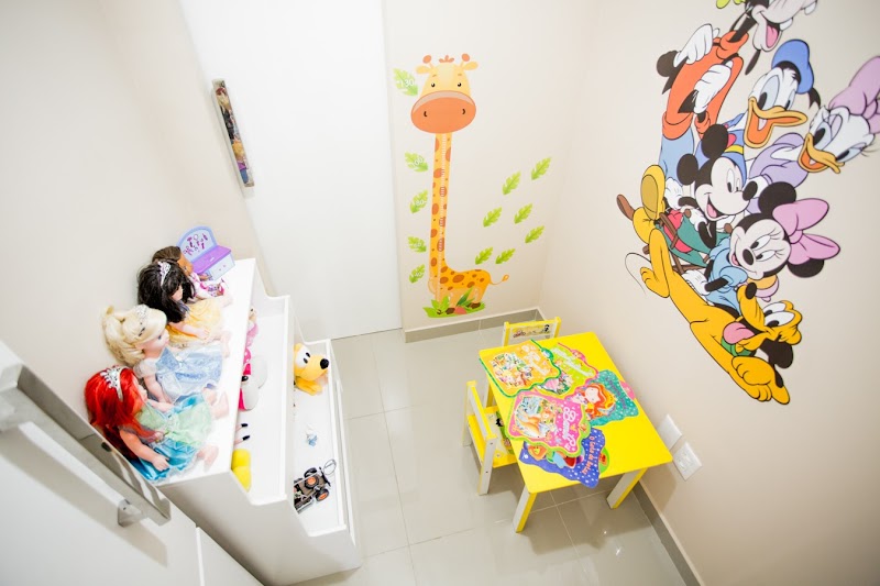 Tacylla Barreto Odontologia Integrada / Invisalign - foto 3