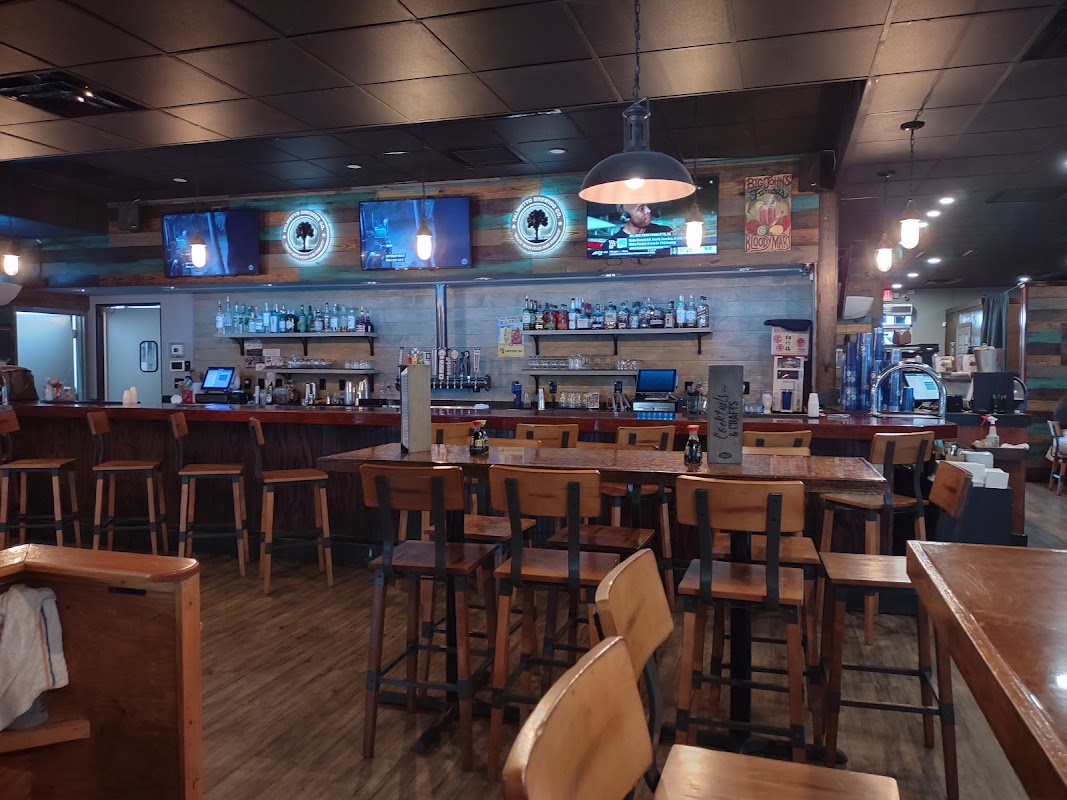 Locals Sushi & Sports Pub - Mt Pleasant photo 4