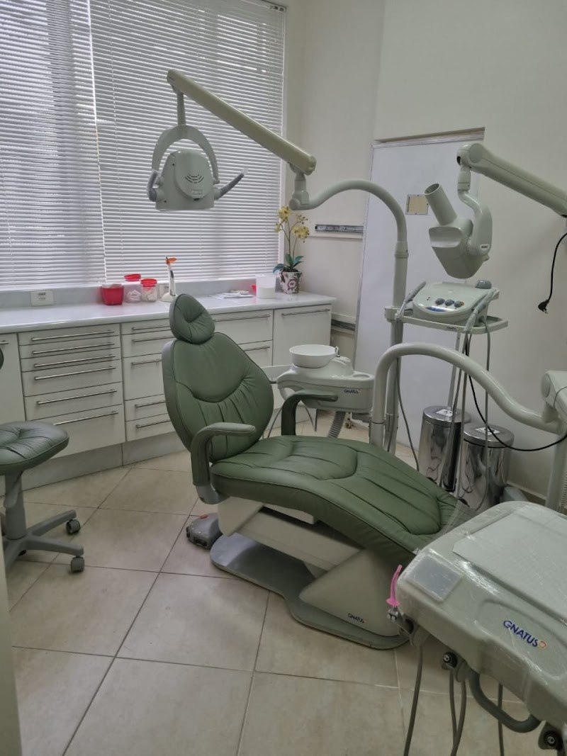 Consultório Odontológico Mariana Szatkovski - foto 4