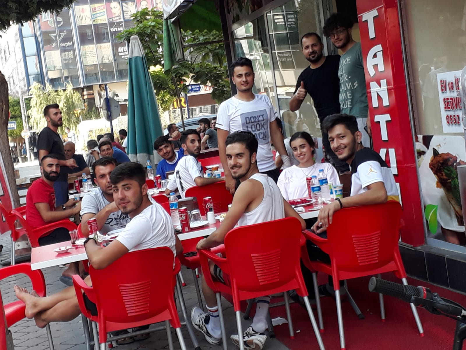 Mersin Yaprak Tantuni Iğdır Şubesi mekanı
