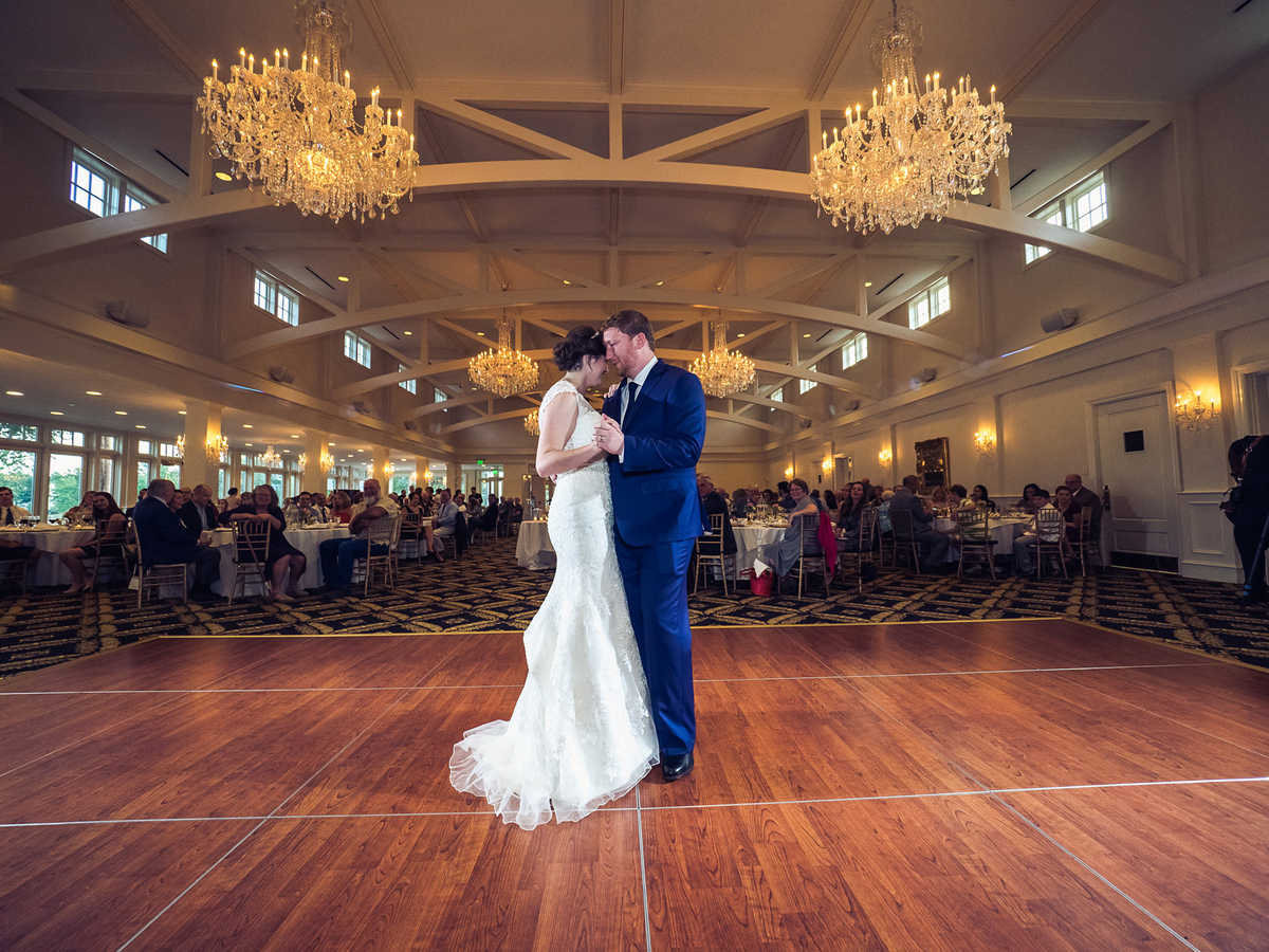Elegant Soirée Wedding DJs & Photobooths: Google Places image 4