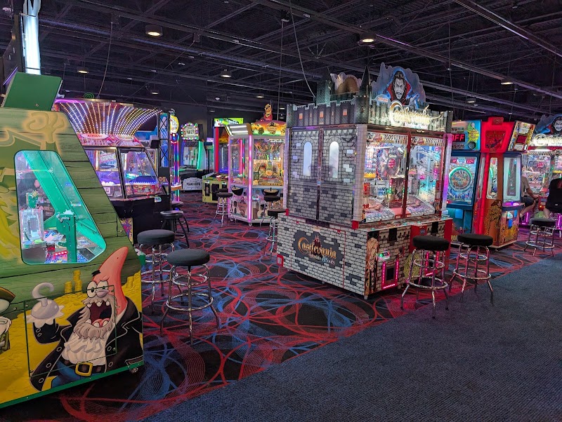 Round1 Bowling & Arcade Grapevine Mills — Amusement Center in Grapevine