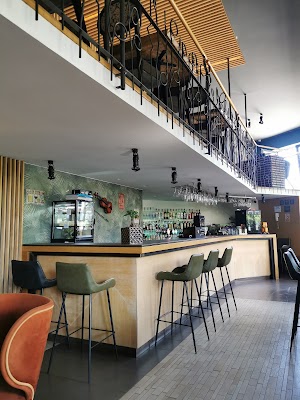 Forest Lounge Bar