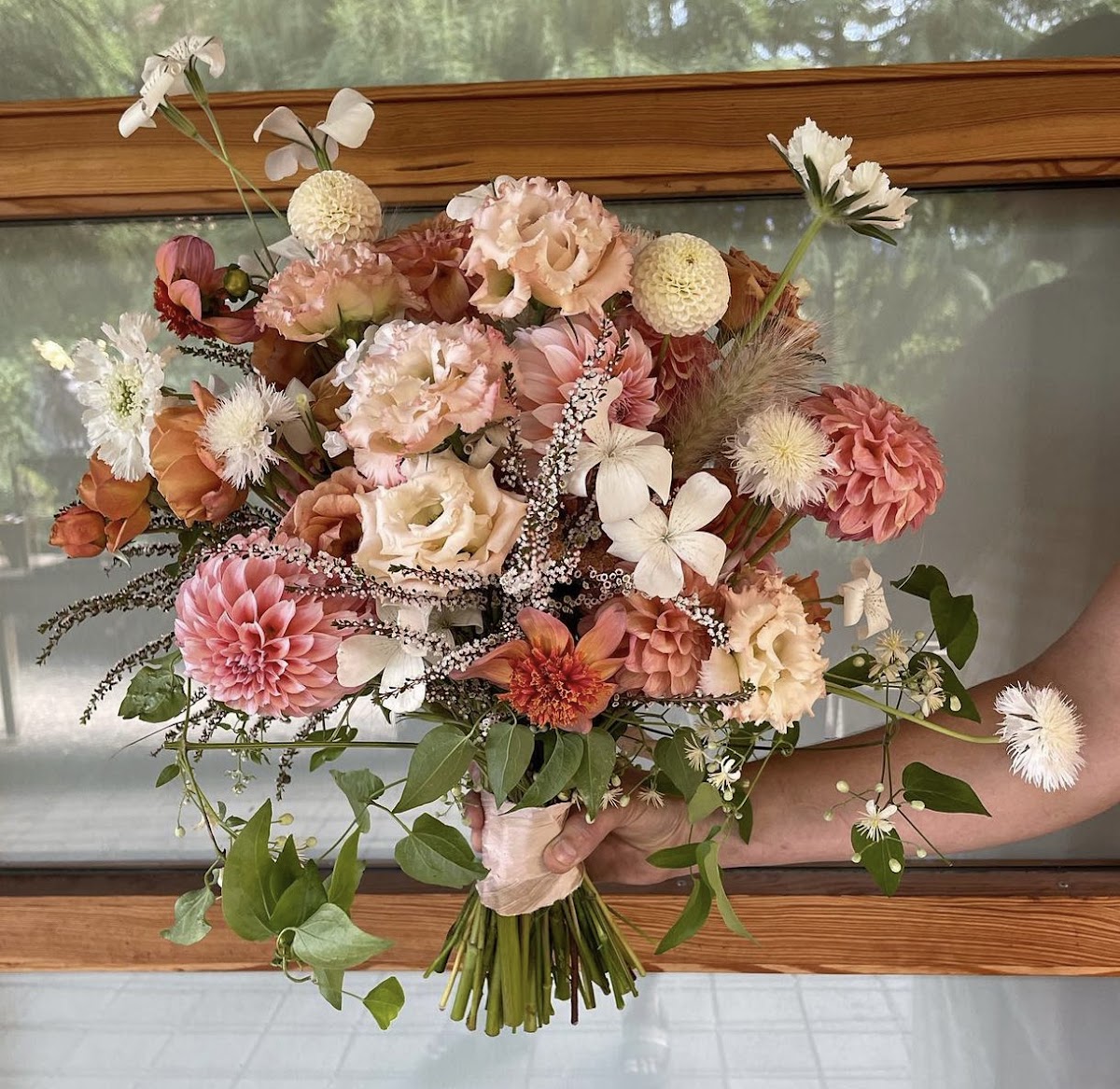 Colibri Flowers: Google Places image 4