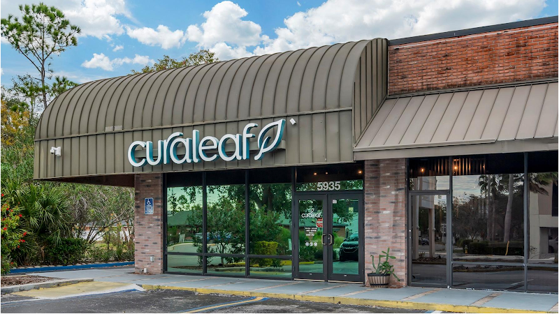 Video tour of Curaleaf Dispensary North St. Petersburg retail environment