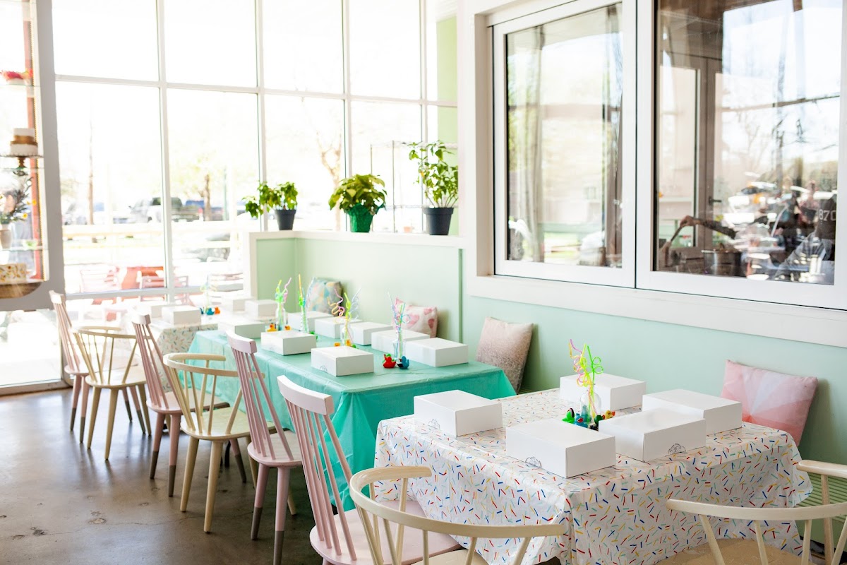 Lady Quack's Bakery and Cake Shop: Google Places image 1