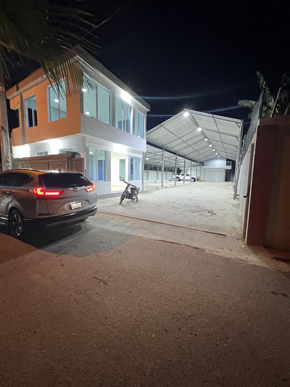The Land auto detailing - Imagen 2