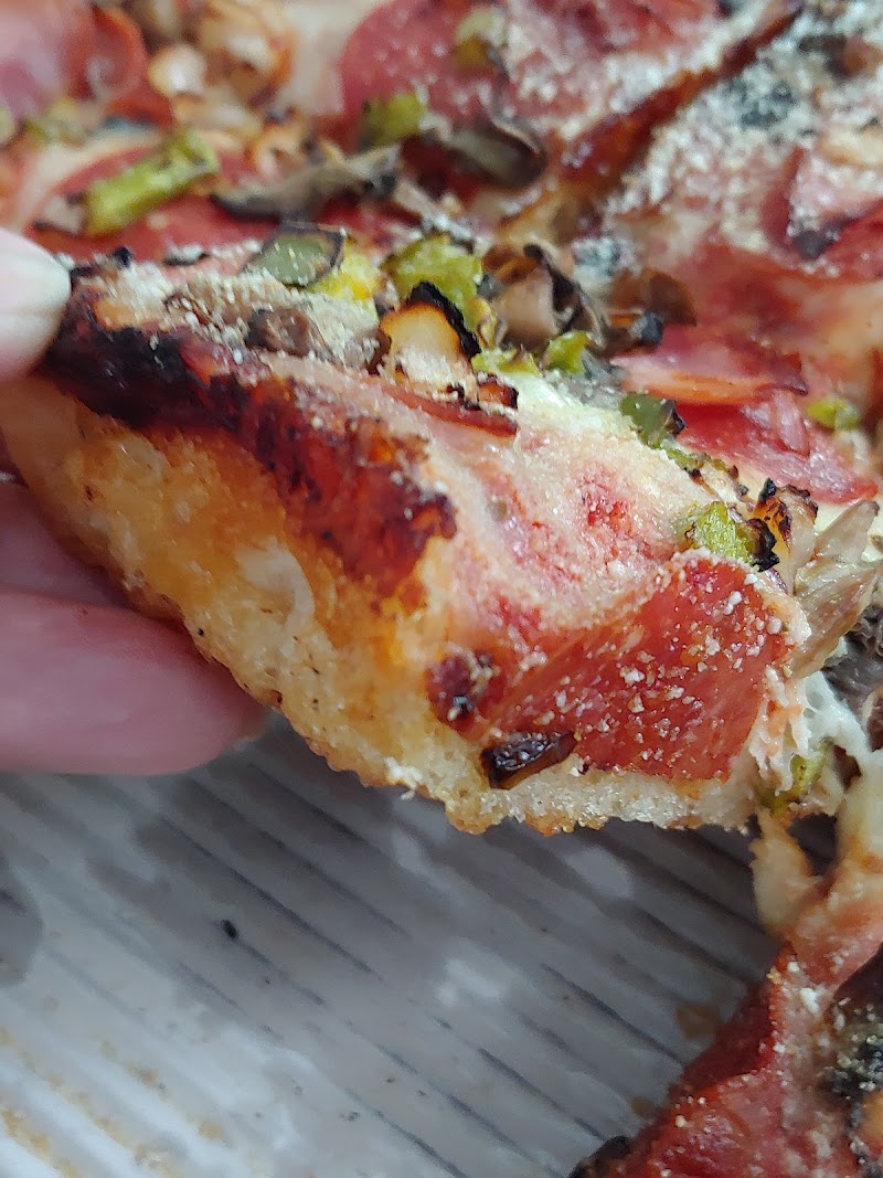 Jet's Pizza photo 4