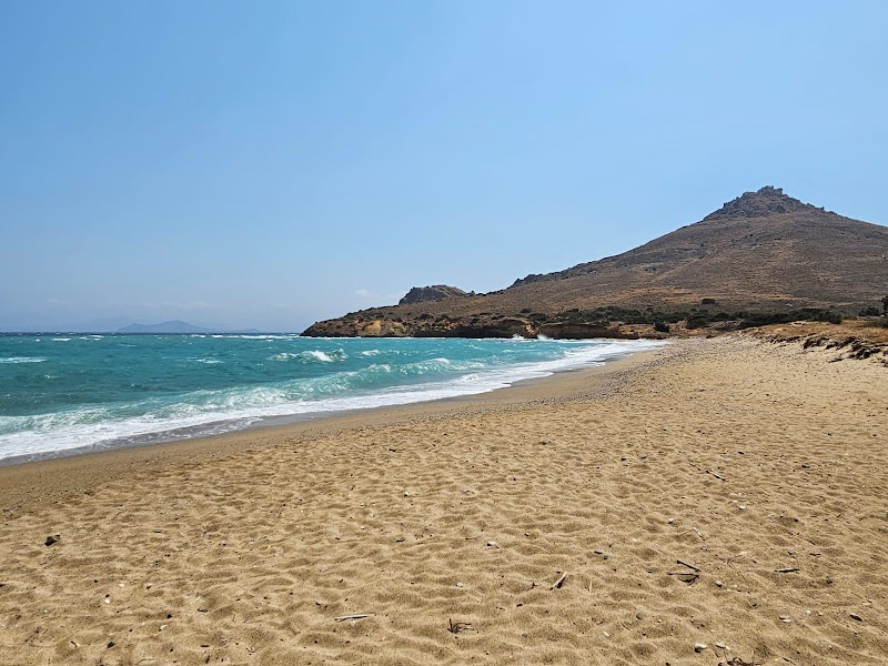 Tsoukalia Beach