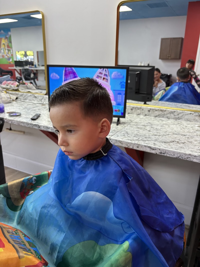 All Cuts for Kids & Adults BARBER SHOP- Murfreesboro