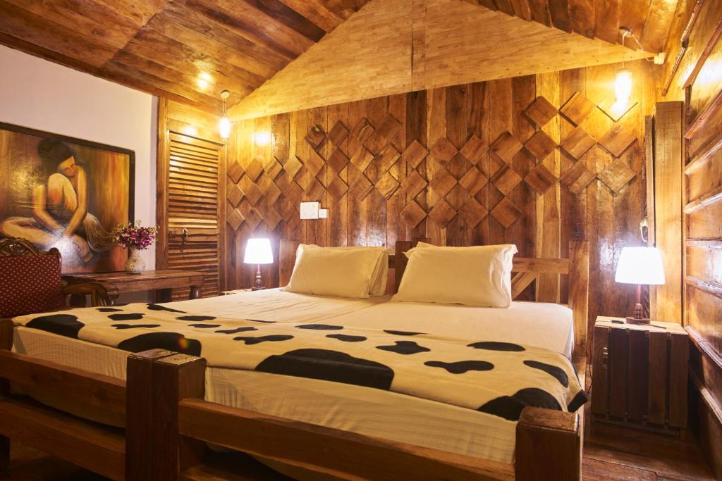 Blue Lagoon Cola Resort — 3