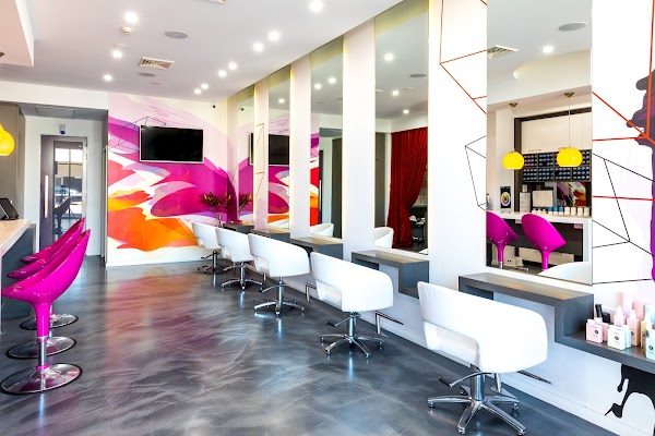 HeadHunters Hair Studio photo 2