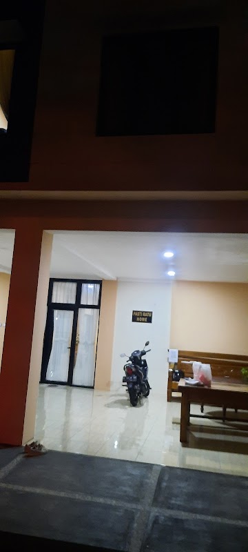 Kost Pasti Ratu