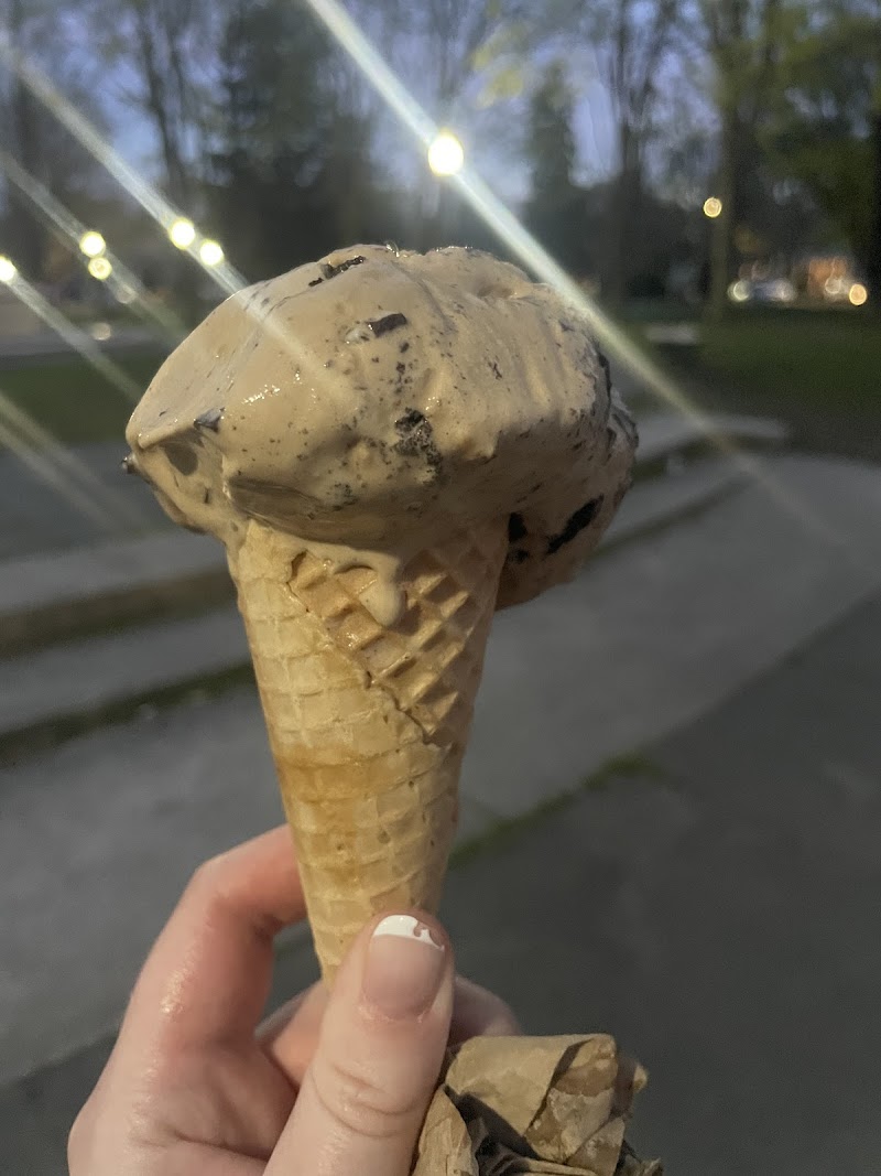 Three Sisters photo 4