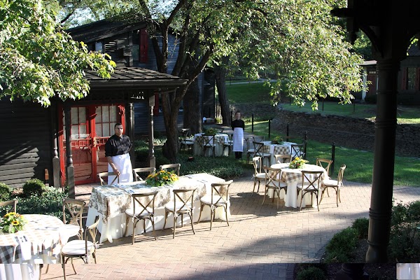 LUNDY'S FOUNTAIN CONCESSIONS exterior