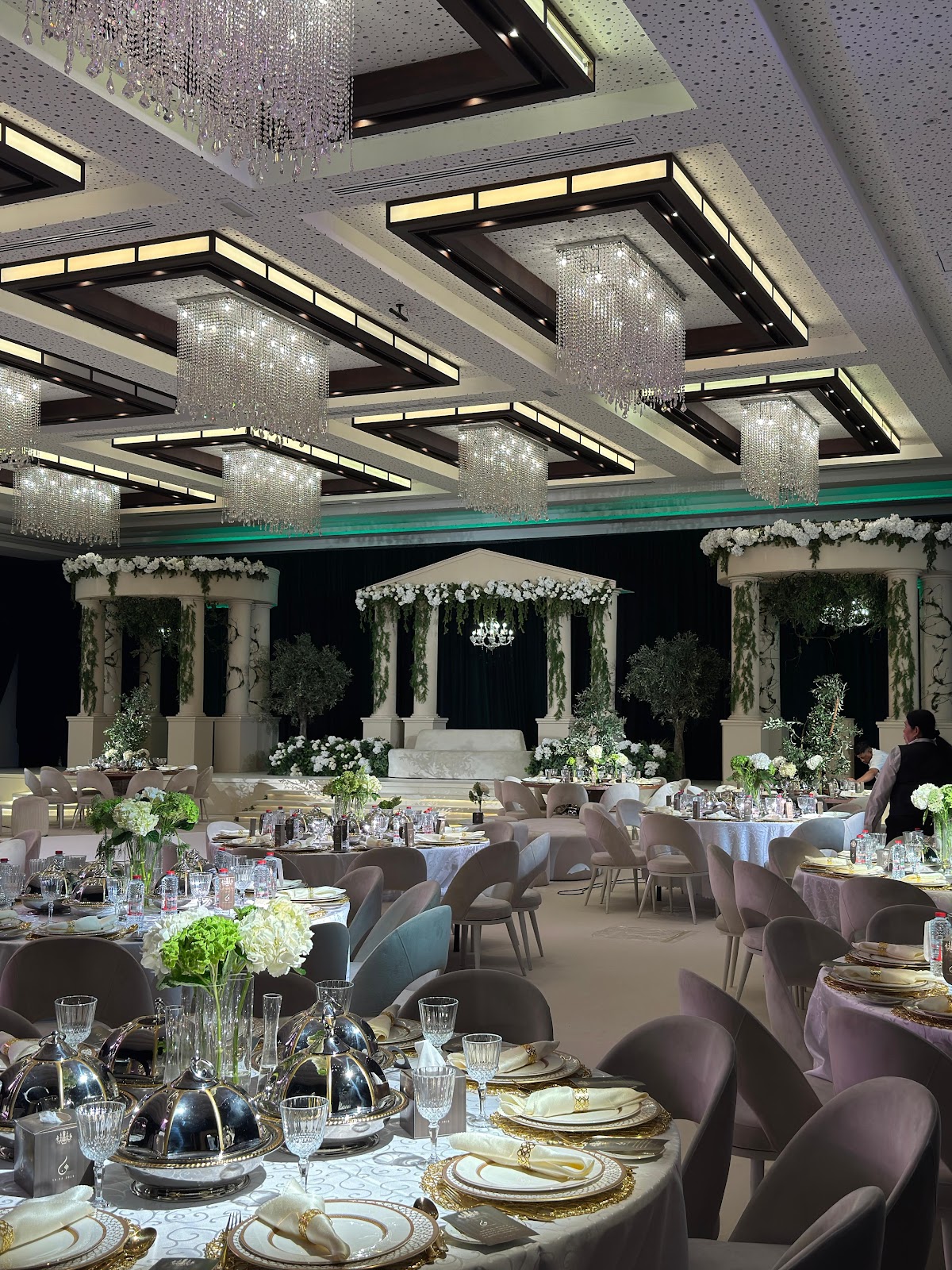 Al Khawaneej Wedding Hall | قاعة الخوانيج للأفراح