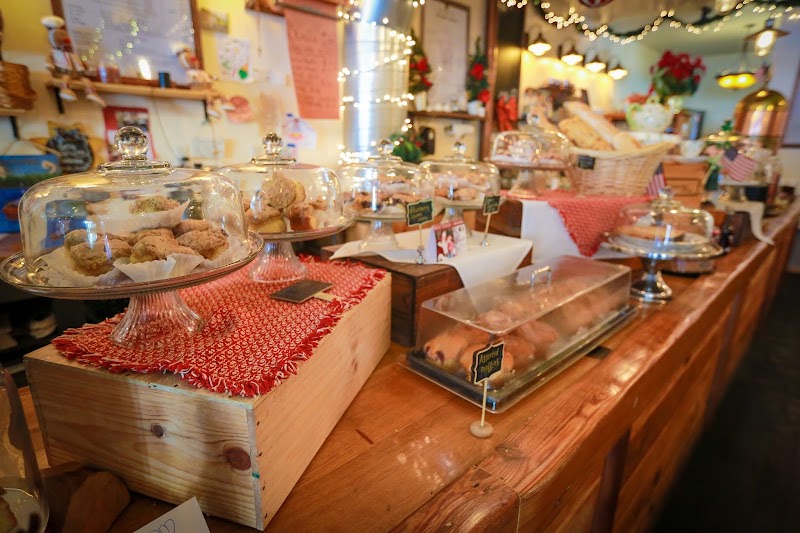 Lake House Cafe photo 1