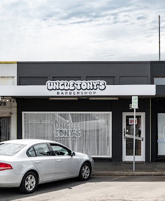 Uncle Tony's Barbershop photo 3