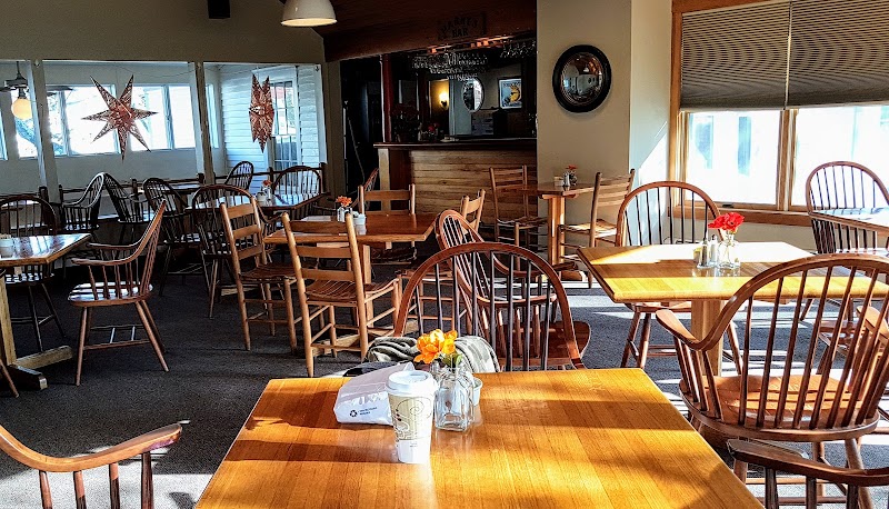 Mae's Cafe & Bakery photo 1
