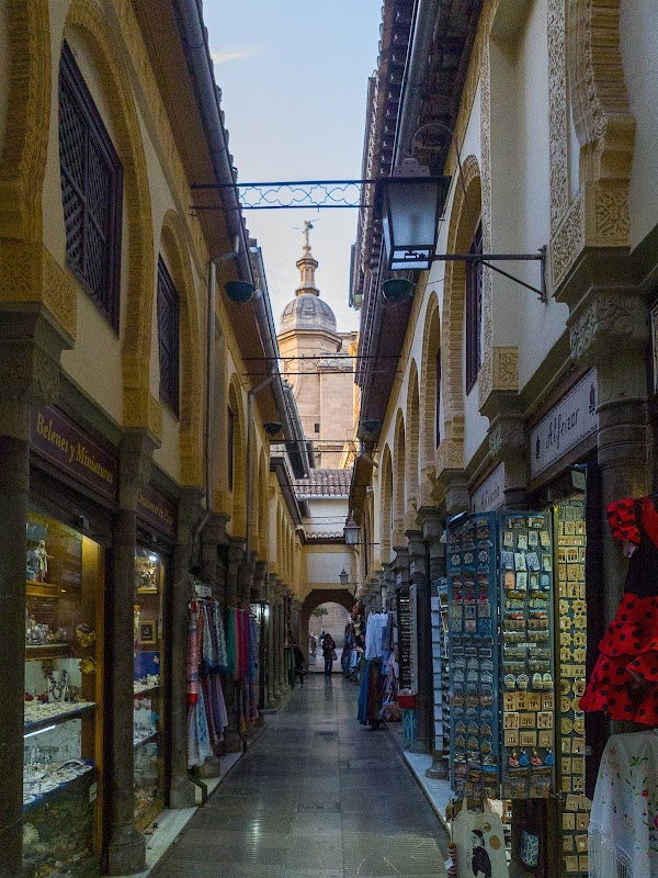 Calle Alcaiceria 1