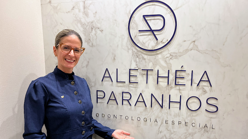 Dra Alethéia Paranhos | Dentista Pacientes Especiais e Autismo | Sedação