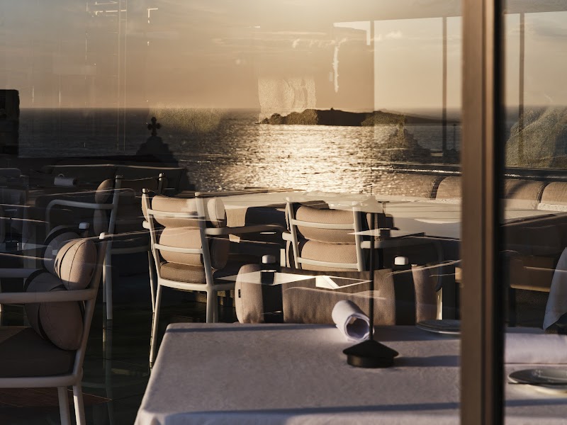 YĒVO By Bill&Coo Mykonos