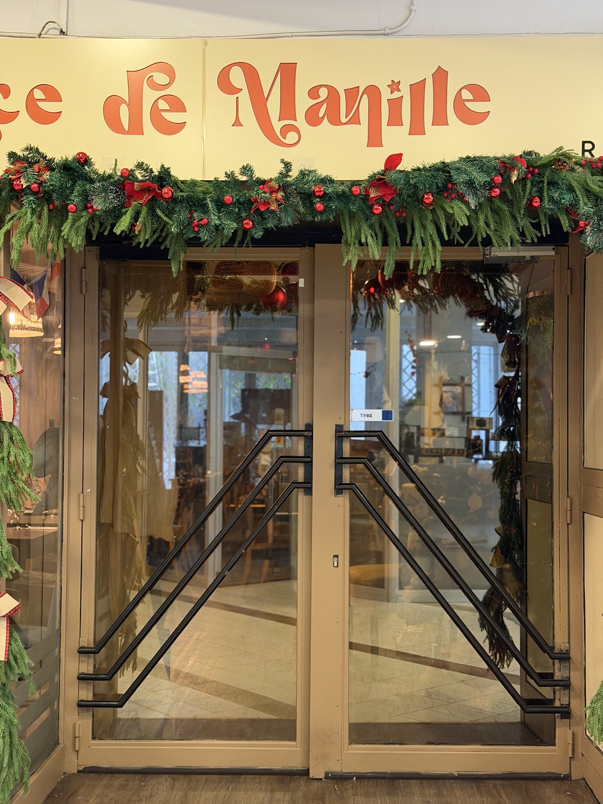 Place de Manille, vue extérieure