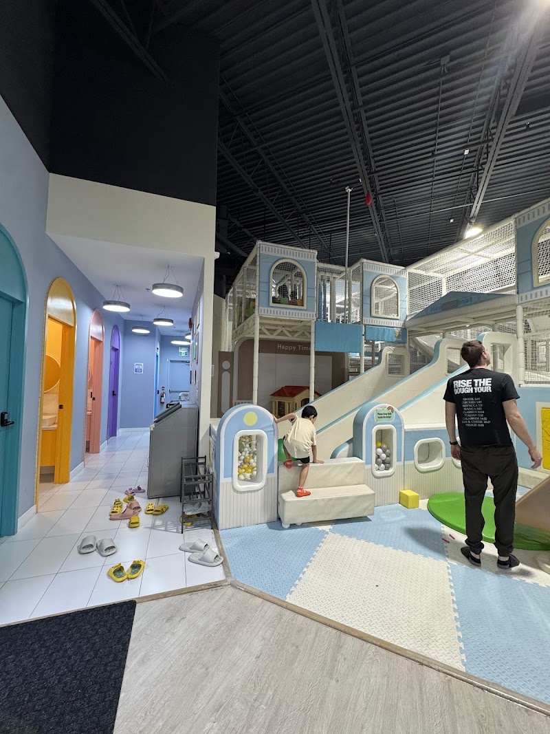 Happy Planet Kids Indoor Playground & Party photo 3