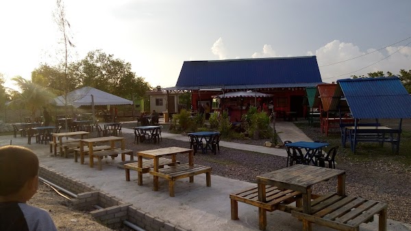 Restoran Nibong Marina Habour Seberang Kota. - Photo 1