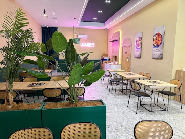 SHARING Cafe - Photo 1