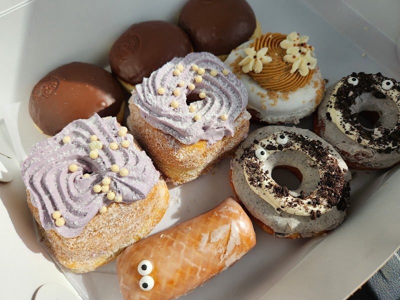 SuzyQ Doughnuts Bells Corners photo 2