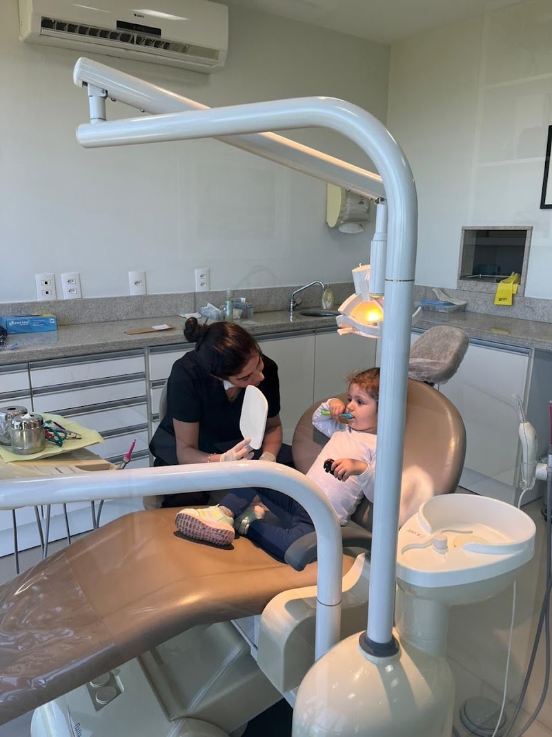 Isabella Wolff I Cirurgiã Dentista - foto 3