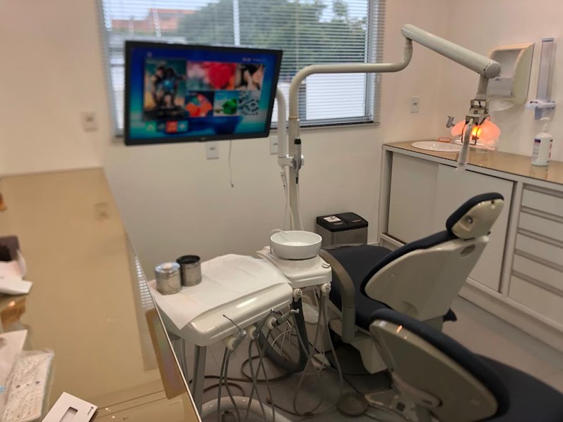 Dentista em Ingleses Fernando Bessa - Emergencia