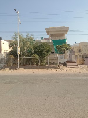 Dr ruchi saxena - Image 2