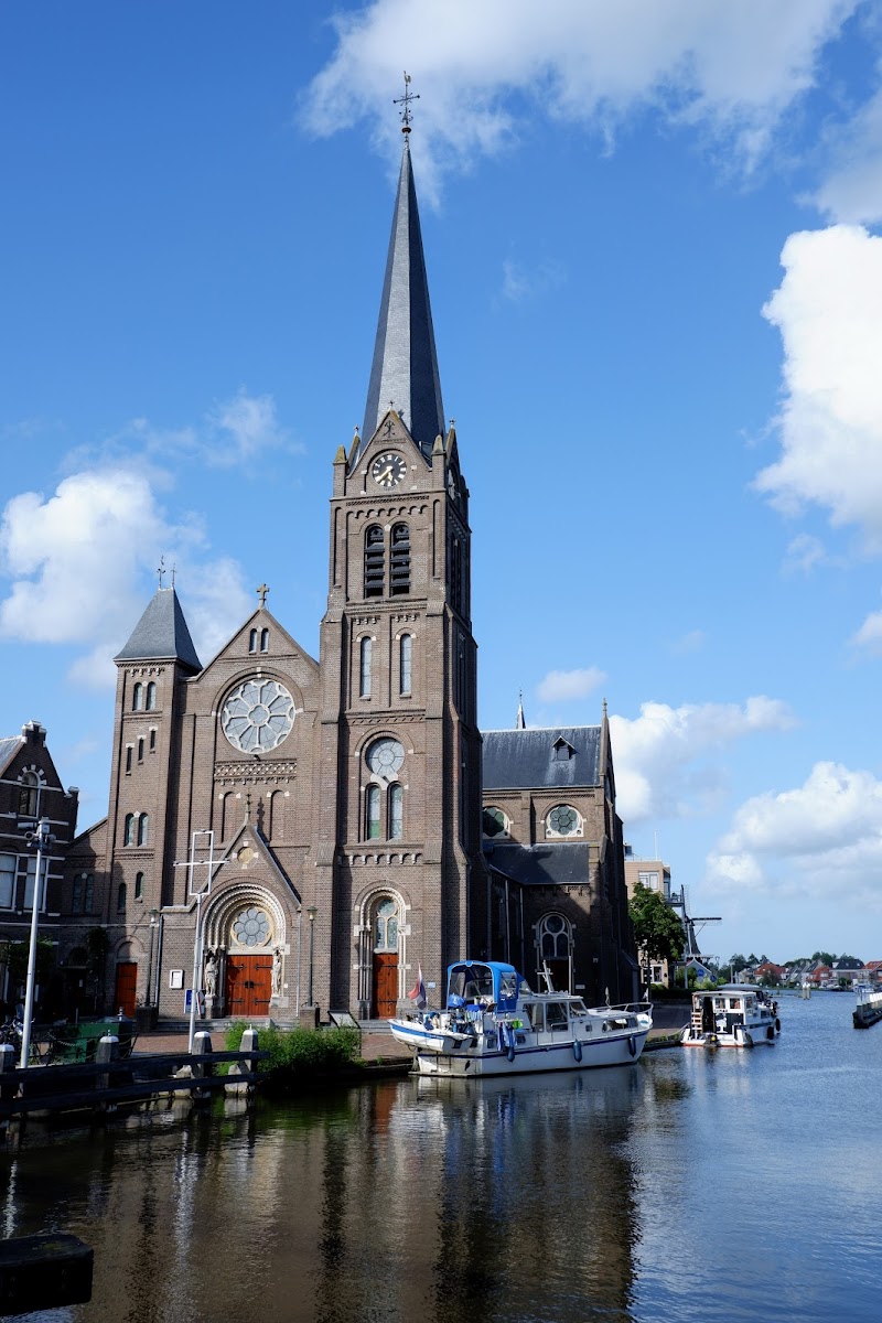 Sint-Petrus en Pauluskerk Leidschendam