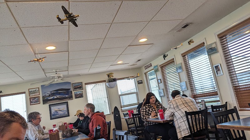 Starduster Cafe Inc. photo 4