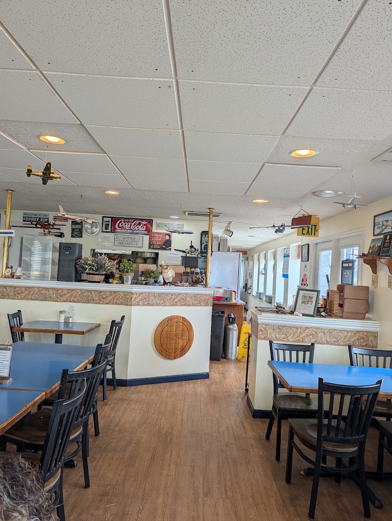 Starduster Cafe Inc. photo 4