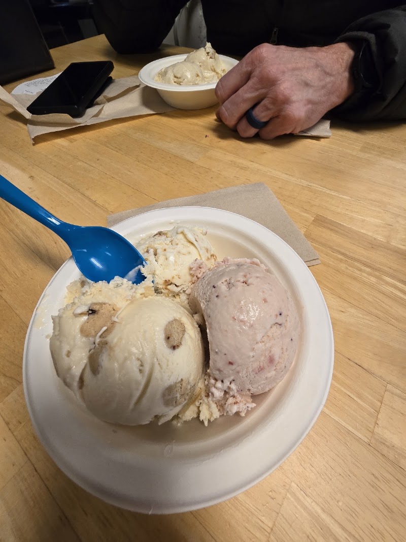 Taste & See Creamery photo 3