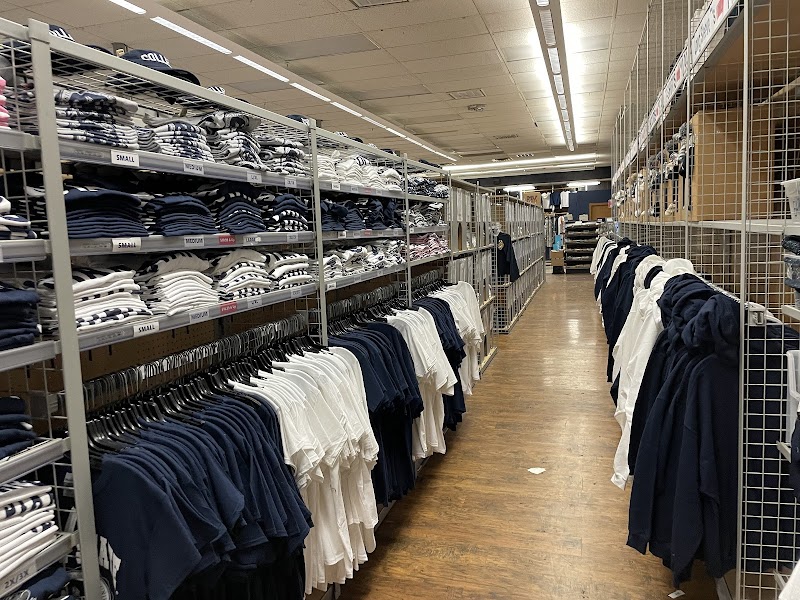 Men's & Women's Apparel