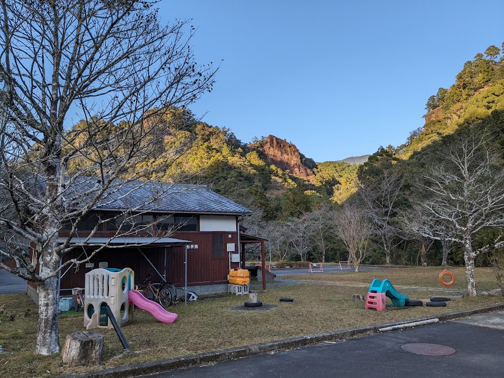 円満地公園オートキャンプ場