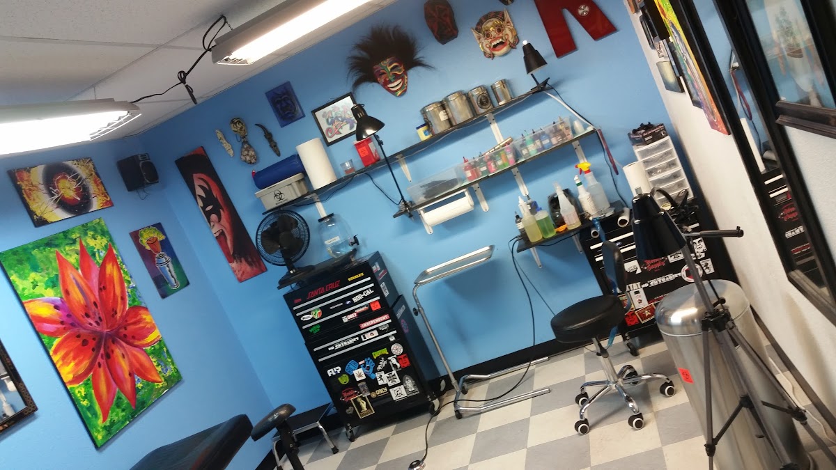Lyons Den Tattoo tattoo work — photo 3