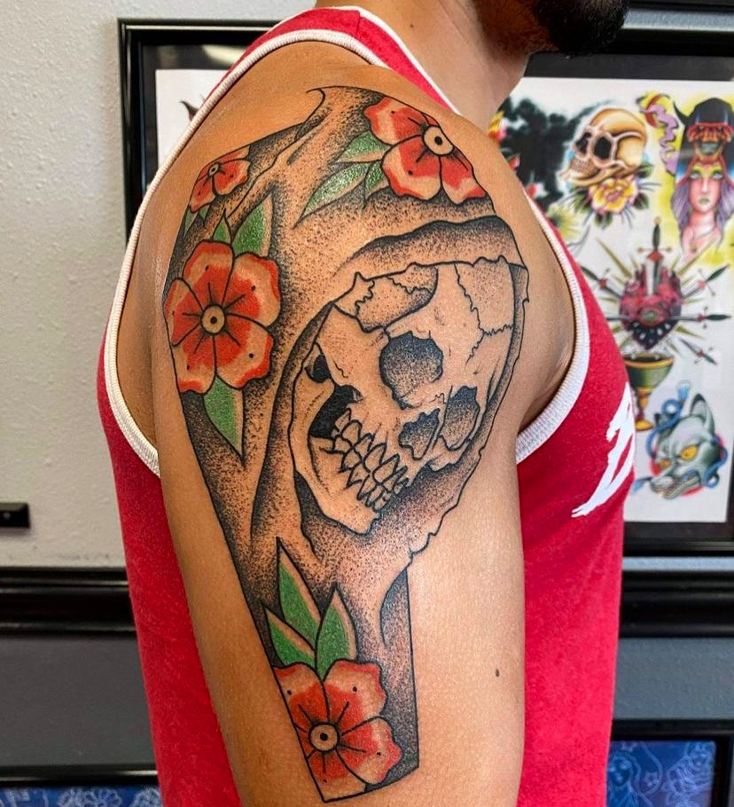 Atomic Tattoos Largo — tattoo studio near Largo