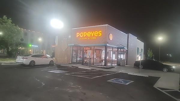 Photo by Antonio Rhodes